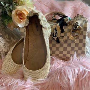 L.L. Bean ballet skimmer flats